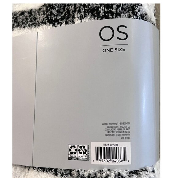 Cozy Wrap One Size New With Tags Black and White NWT Super Soft - Picture 4 of 7